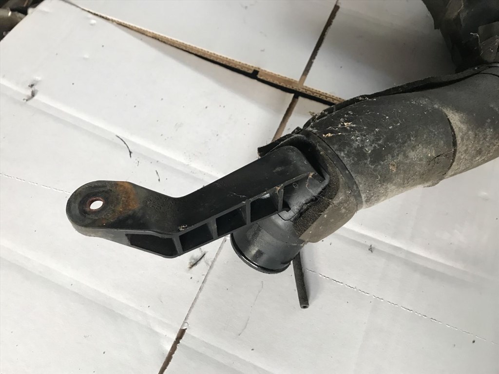 TOYOTA AVENSIS _T22_ Turbócső (36064) 8FLT, 2C-TE 3. kép