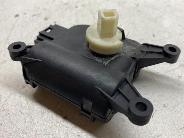 VW GOLF PLUS Fűtés Állító Motor 6. kép