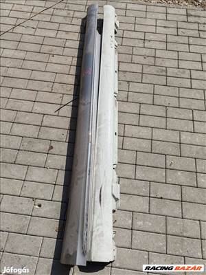 Mercedes C-osztály W205 küszöb  a2056907202 a2056903140