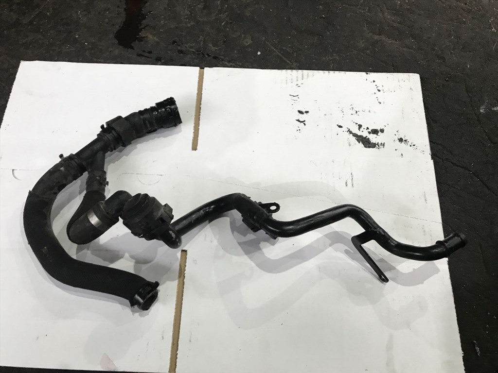 VW PHAETON 3D_ Vízcső (16073) 1. kép