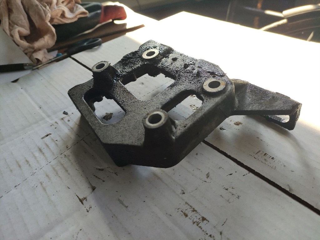 MAZDA 626 V Station Wagon GW Klíma Tartó Bak (30634) 4. kép