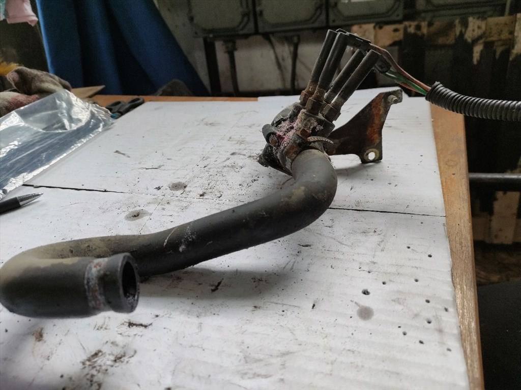 RENAULT ESPACE III JE0_ Vízcső (33495) 2. kép