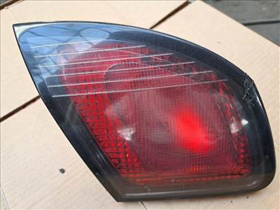 NISSAN PRIMERA P11 Bal Belső Hátsó Lámpa (43804) NISSAN/89020318, NISSAN/265559F610 L