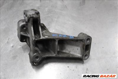 Opel Agila B Motortartó bak