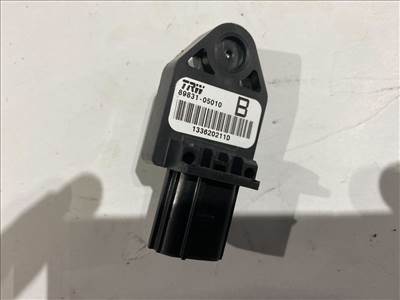 TOYOTA COROLLA Verso ZER_, ZZE_, R1_ Jobb első Oldal Ütközés Érzékelő (00628) TRW/89831-05010