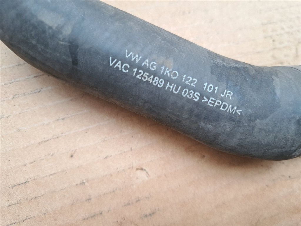 VW GOLF VI 5K1 Vízhűtő Cső Felső (47531) 1K0122101JR 3. kép