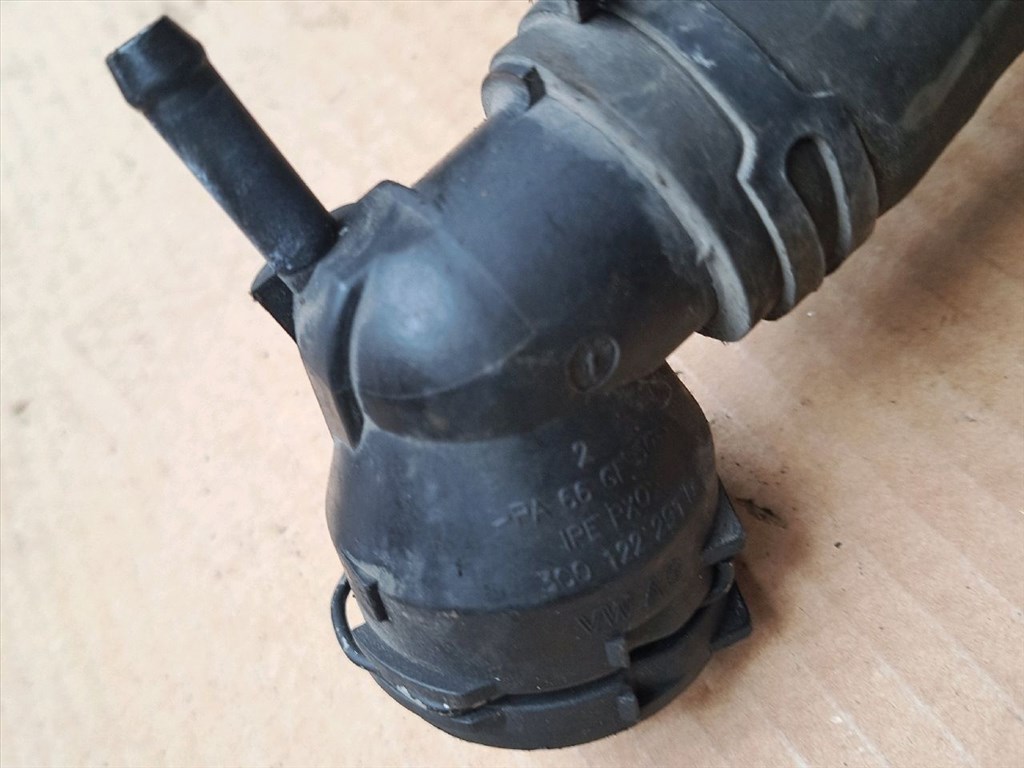 VW GOLF VI 5K1 Vízhűtő Cső Felső (47531) 1K0122101JR 4. kép