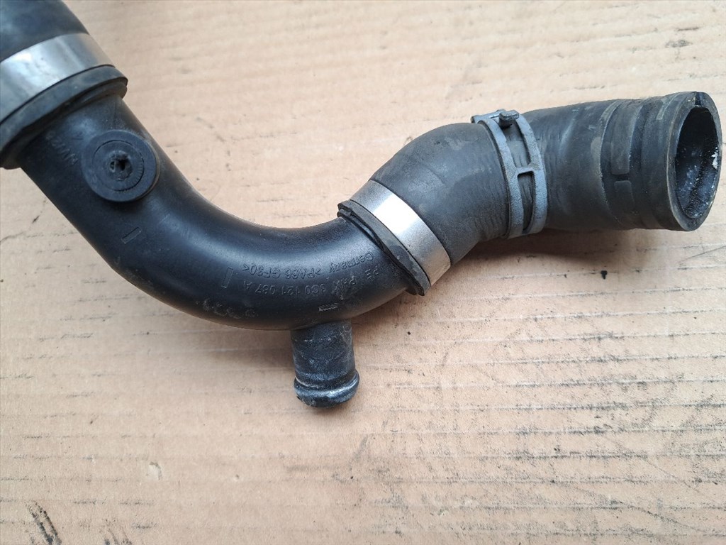 VW GOLF VI 5K1 Vízhűtő Cső Felső (47531) 1K0122101JR 6. kép