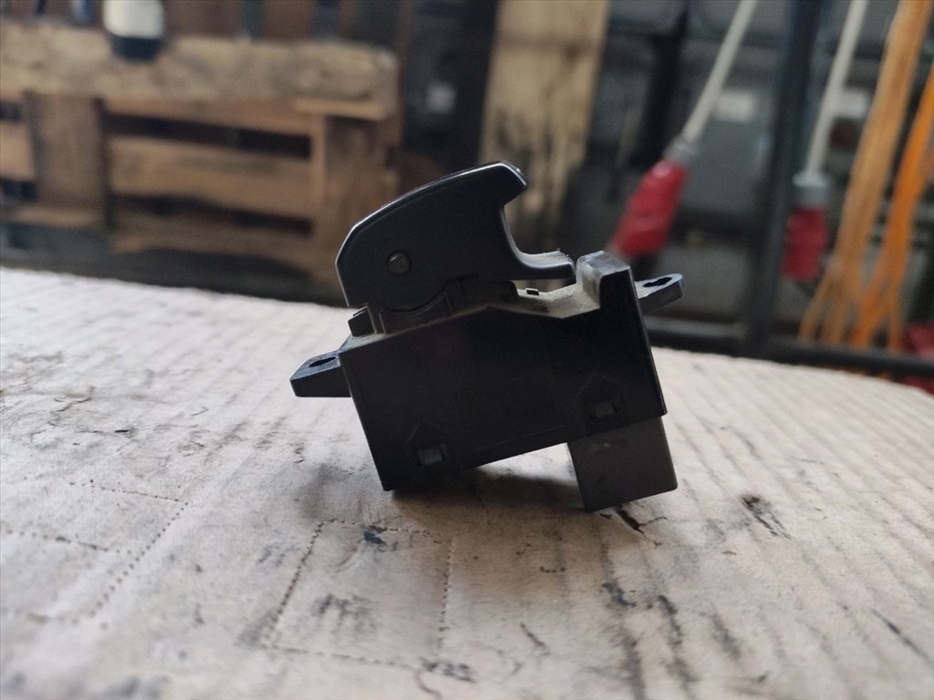 SSANGYONG RODIUS  Ablakemelő Kapcsoló (Pozíciófüggetlen) (31808) 621W05450 5. kép