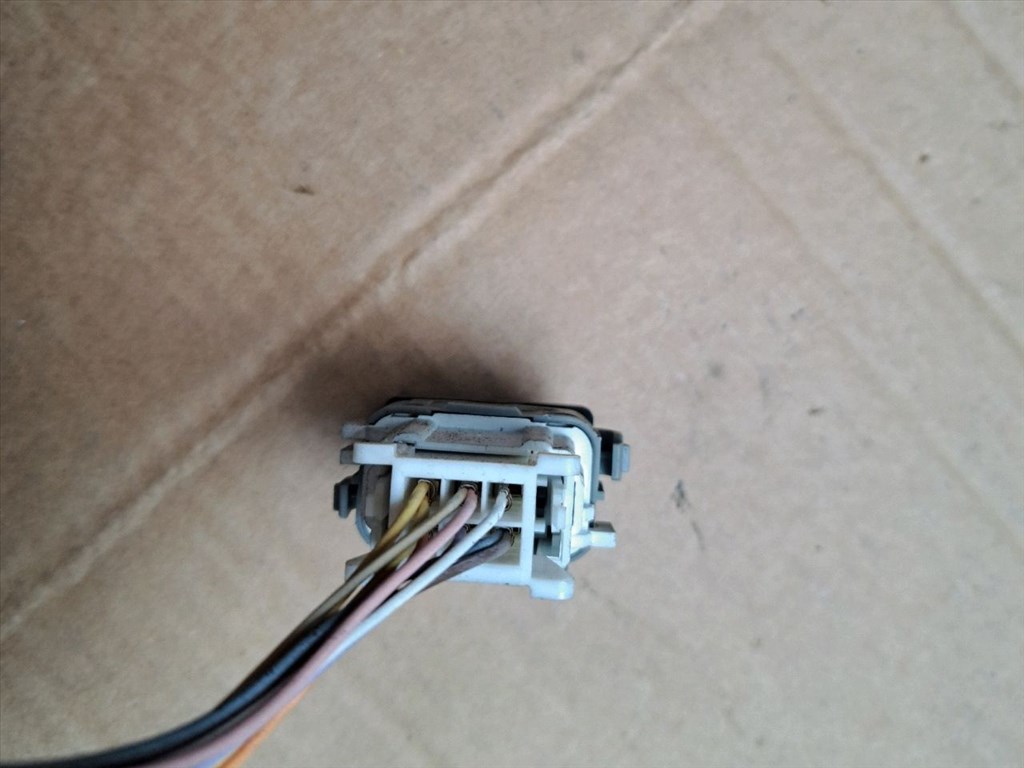 RENAULT ESPACE IV JK0/1_ Jobb hátsó Ablakemelő Kapcsoló (38276) 28082 4. kép