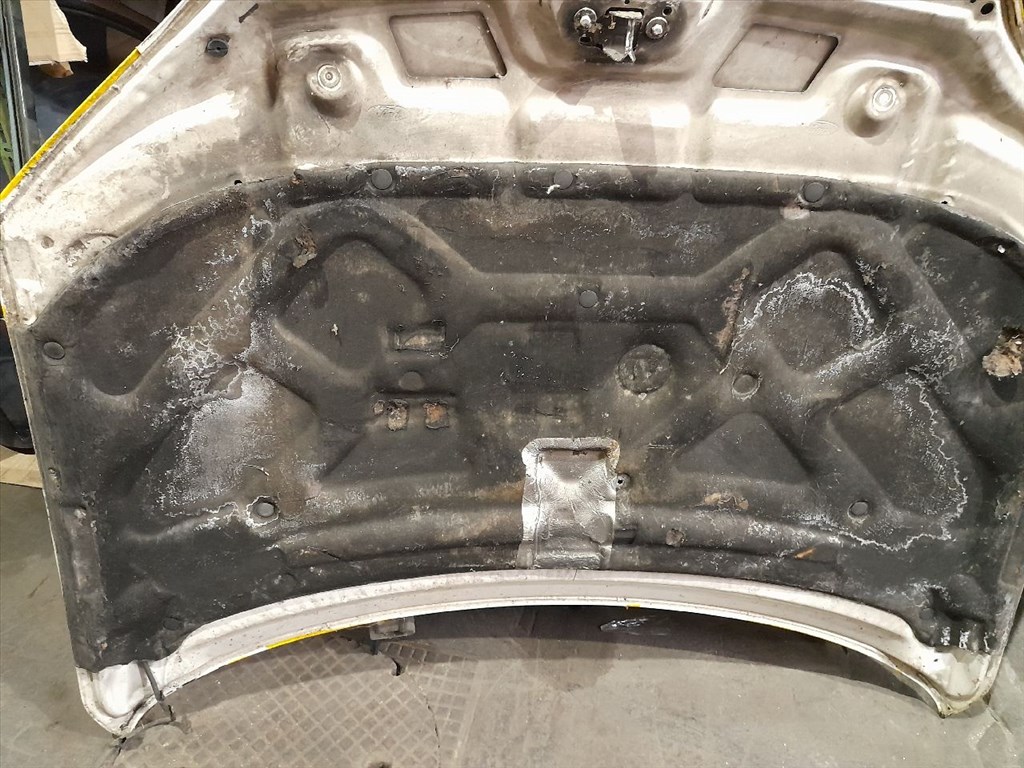 FORD MONDEO III B5Y Motorháztető (41922) 5. kép