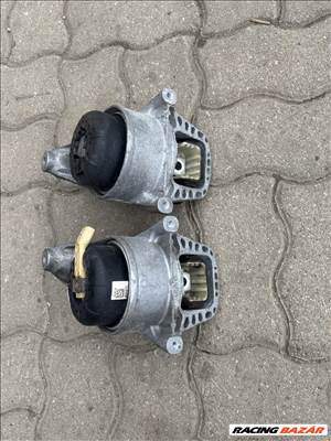 Audi A4 (B9 - 8W) motortartó bak 