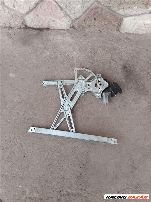 Toyota Yaris (XP130/XP150) Bal első ablakemelő szerkezet motorral 2502 toy595w 6. kép