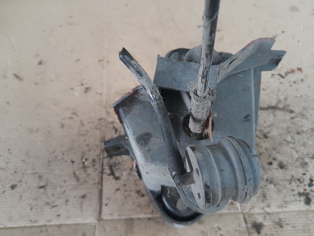 FORD KA I RB_ Üzemanyagszűrő Ház (48095) 4. kép