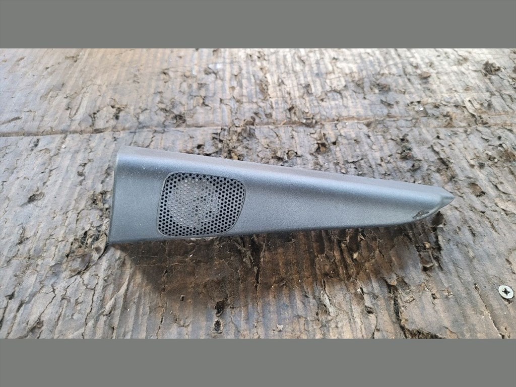 TOYOTA AVENSIS VERSO _CLM2_, _ACM2_ Bal hátsó Magassugárzó Tartó (49724) 6749244040 1. kép