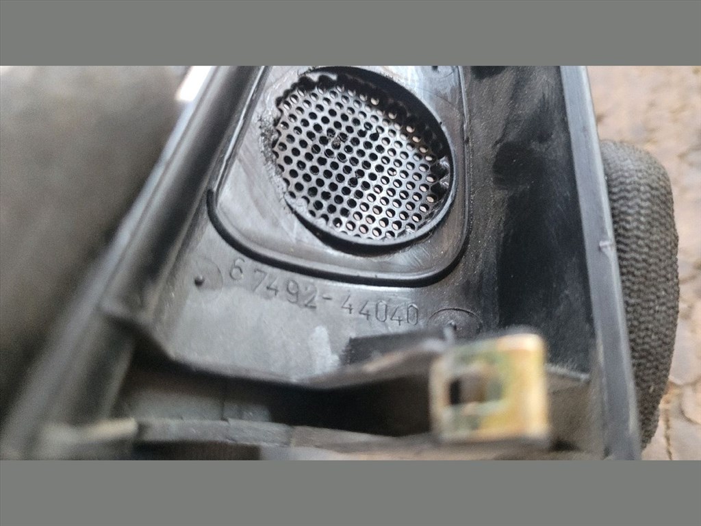 TOYOTA AVENSIS VERSO _CLM2_, _ACM2_ Bal hátsó Magassugárzó Tartó (49724) 6749244040 3. kép