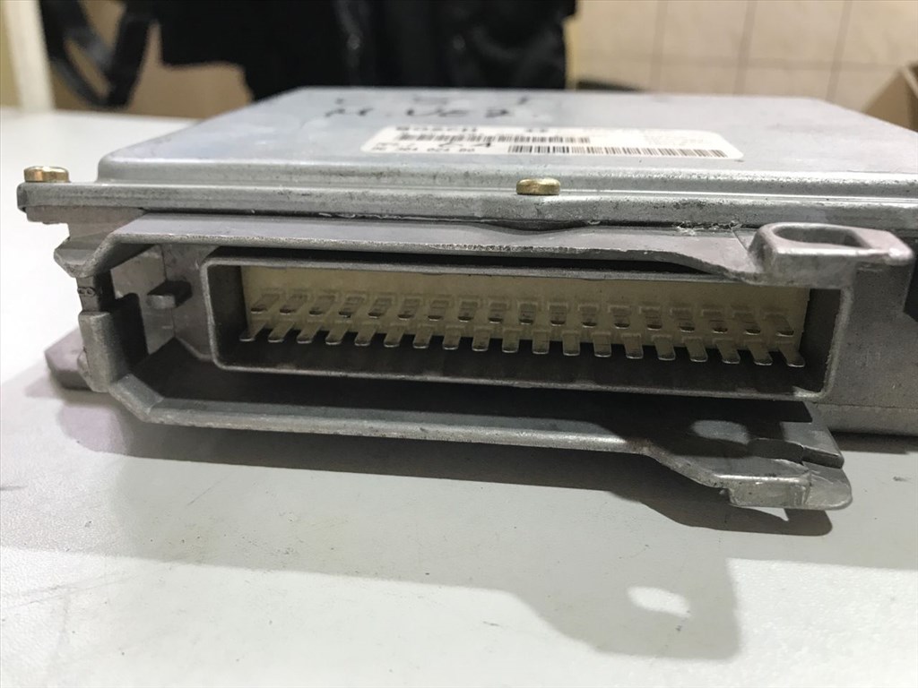 CITROËN C5 I DC_ Motorvezérlő (19388) 9630402480 4. kép