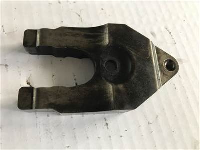 NISSAN ALMERA TINO V10 Porlasztó Lefogató (28846)