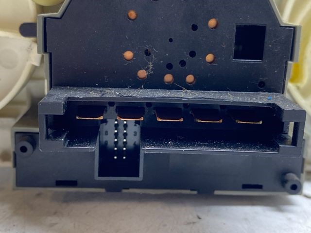 OPEL ZAFIRA A Fűtéskapcsoló (manuális klímás) 3. kép