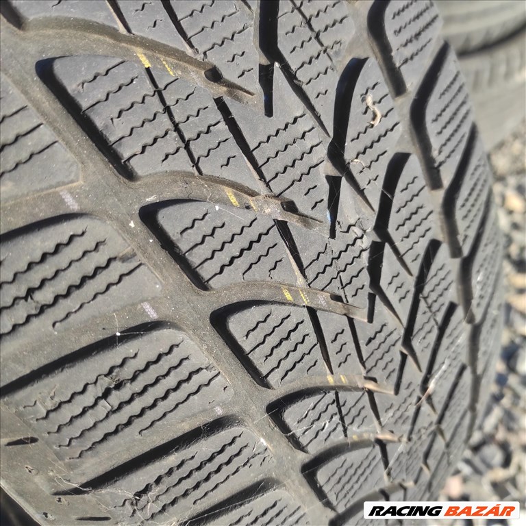 215/5518" használt téligumi Dunlop 2. kép