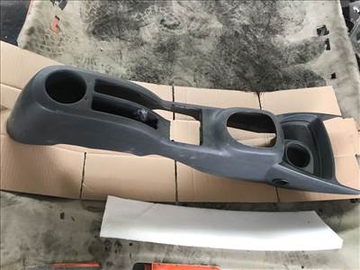 TOYOTA YARIS SCP9_, NSP9_, KSP9_, NCP9_, ZSP9_ Középső Kardánbox Burkolat (14462) 589100D010