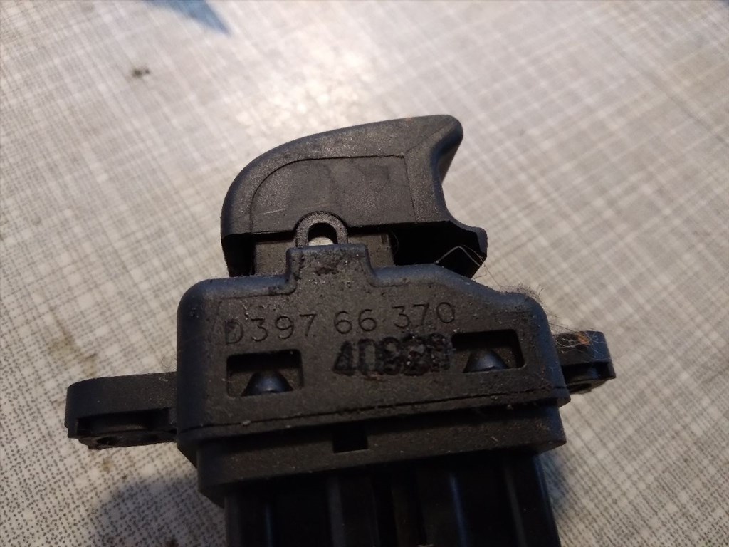 MAZDA 2 DY Ablakemelő Kapcsoló (Pozíciófüggetlen) (15621) D39766370 3. kép