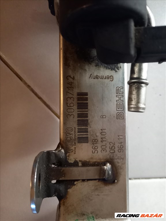 Volvo XC90 2.4 EGR hűtő 30637142 964105 6. kép