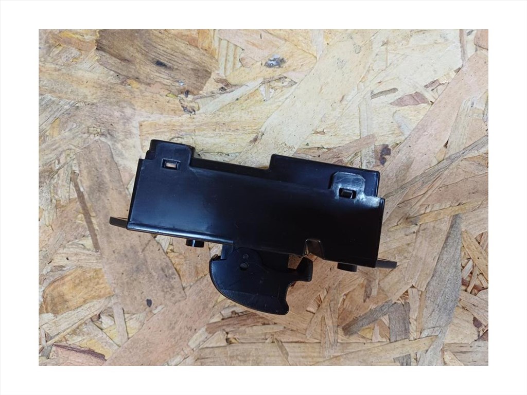 Mitsubishi Lancer VIII (2008-2017) Jobb Első Ajtó Ablakemelő Kapcsoló  2. kép