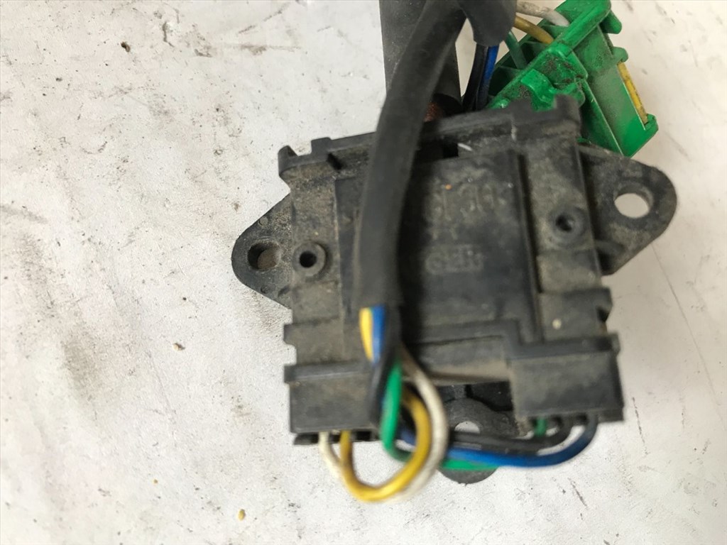 PEUGEOT 206 lépcsőshátú  Bal Multikormány Kapcsoló (23980) 96291110ZL 6. kép