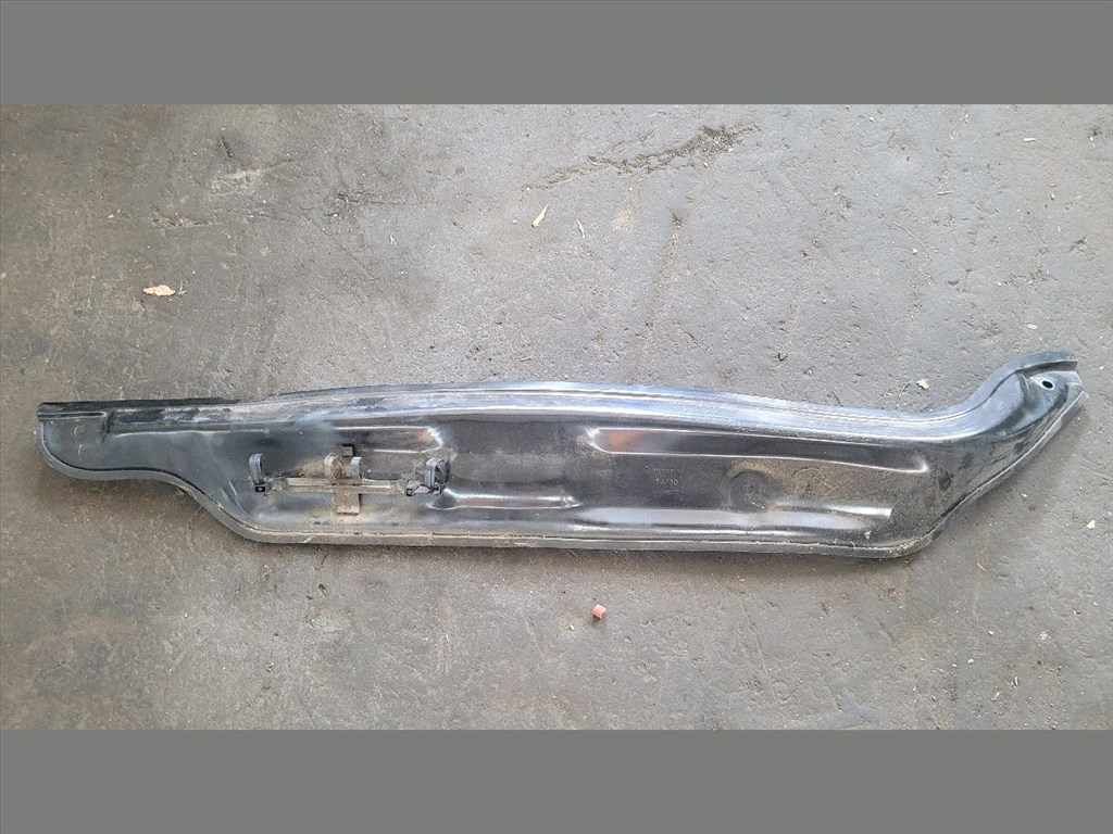 VW JETTA III 1K2 Levélrács Tartó (49939) VOLKSWAGEN/1K0805277 1. kép