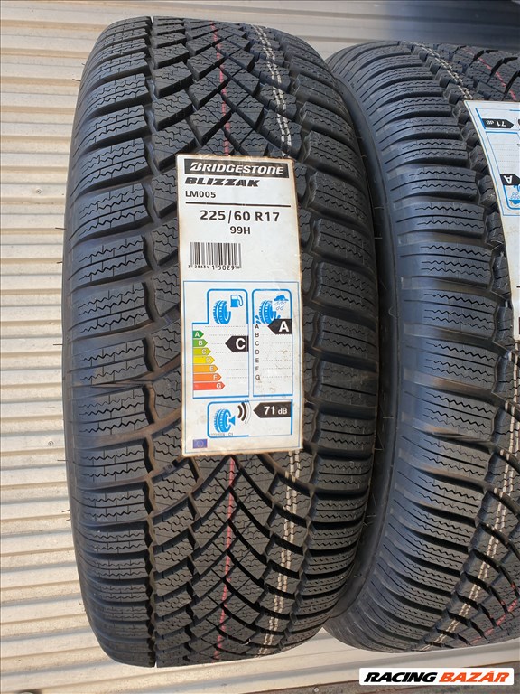  225/60 17 Bridgestone Blizzak LM-005 4. kép