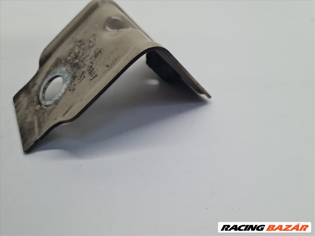 Volkswagen Golf VII bal sárvédő oldaltartó (nagyobb) 5g0809561 3. kép