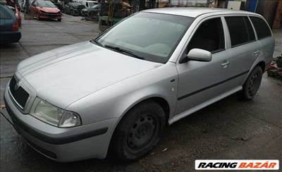 2002 Skoda Octavia kombi 1.9 diesel - ASV, manuális- balkormányos jármű ÉRKEZETT bontási céllal!