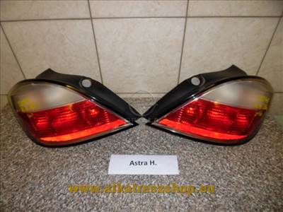 OPEL Astra H hátsó lámpa, bal, 3-5 ajtós