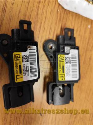 Opel Vectra C jobb első ütközés érzékelő 13102026
