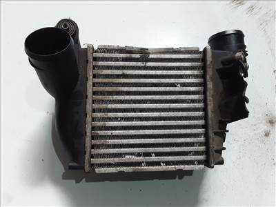 SEAT LEON 1M1 Intercooler (00634) VALEO/1JO145803S