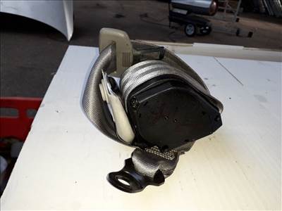 VW POLO 6N2 Jobb hátsó Biztonsági Öv (13549)