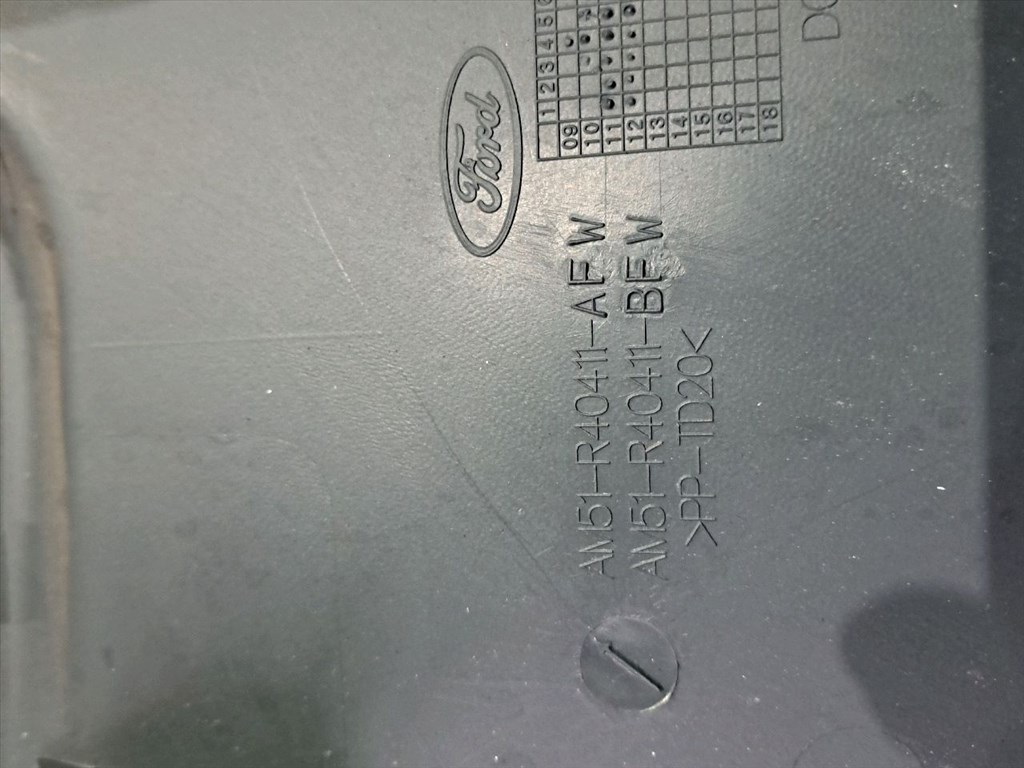 FORD C-MAX II  Csomagtérajtó Kárpit (35328) AM51-R40411-AFW 3. kép