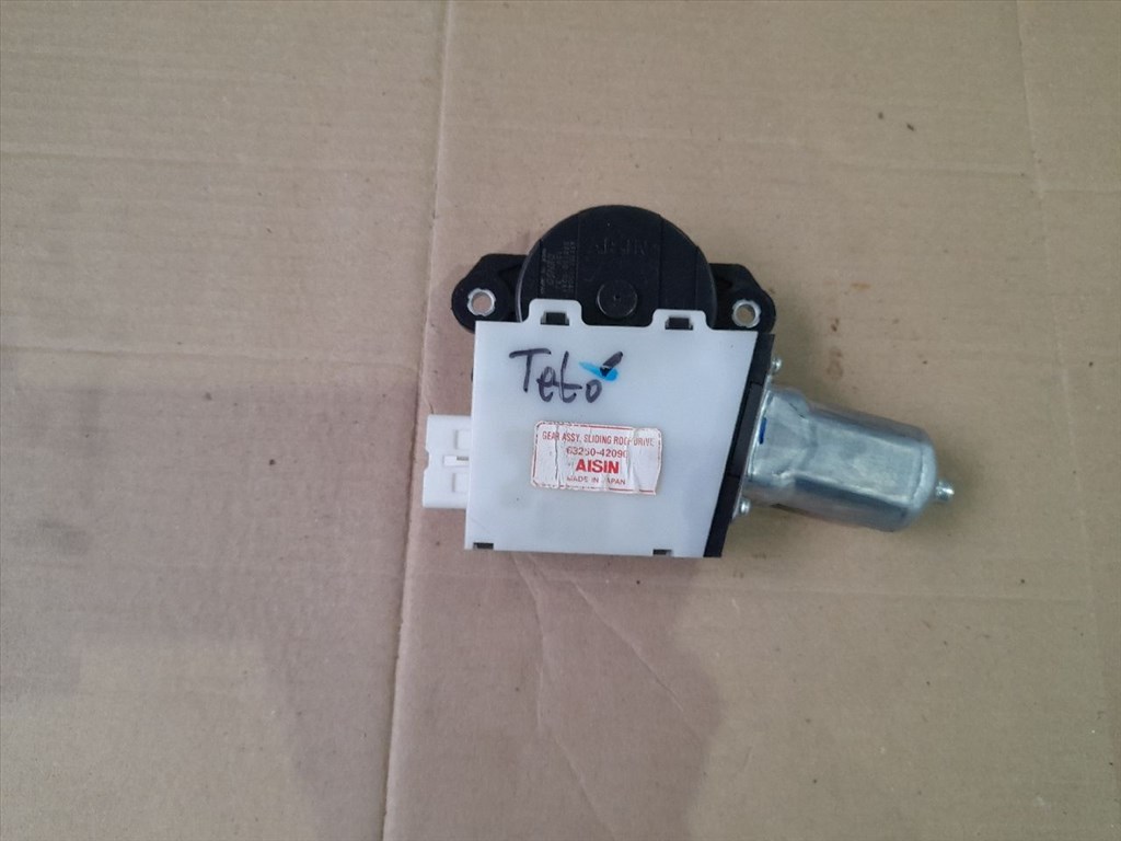 TOYOTA RAV 4 III ACA3_, ACE_, ALA3_, GSA3_, ZSA3_ Tetőablak Motor (43960) 471710-10040 2. kép