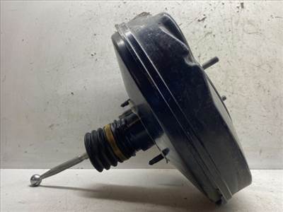 AUDI A3 Fékrásegítő