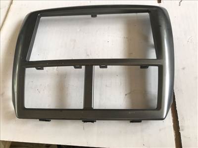 SUBARU IMPREZA Ferdehátú GR, GH, G3 Fűtéskapcsoló Keret (29145)