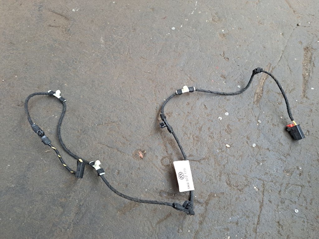 VW GOLF VI 5K1 Csomagtérajtó Kábelköteg (36751) 5K6 972 175 1. kép