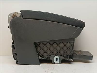 VW PASSAT B6 Könyöklő