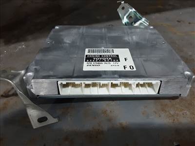 TOYOTA COROLLA Verso ZER_, ZZE_, R1_ Motorvezérlő (00291) DENSO/175800-0F100, 89661-0F100
