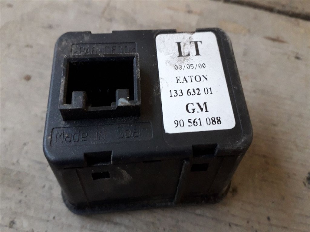 OPEL ASTRA G Ferdehátú F48_, F08_ Bal első Ablakemelő Kapcsoló (11159) 2. kép