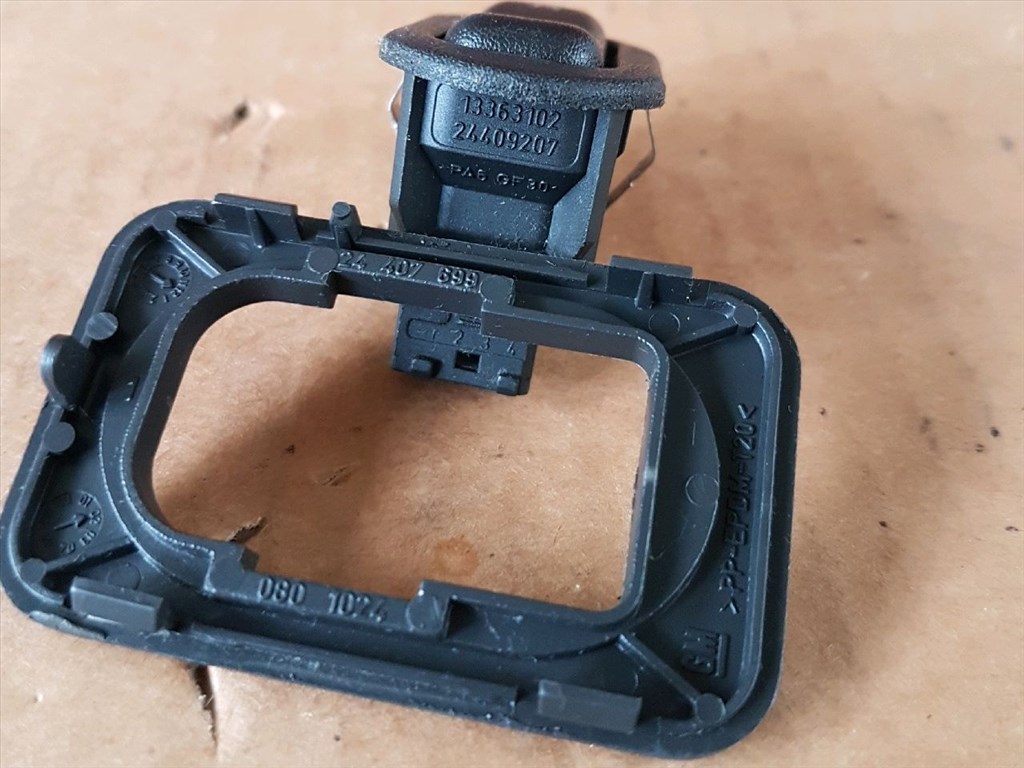 OPEL CORSA C F08, F68 Jobb első Ablakemelő Kapcsoló (32475) 13363102, 24407699 3. kép