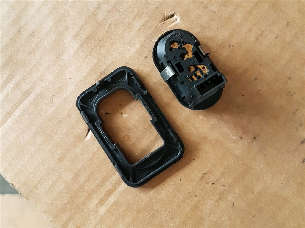 OPEL CORSA C F08, F68 Jobb első Ablakemelő Kapcsoló (32475) 13363102, 24407699 4. kép