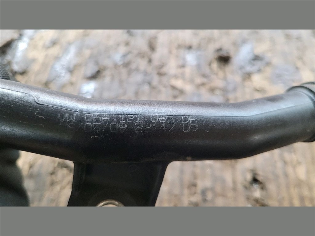 VW JETTA III 1K2 Vízcső (49941) VOLKSWAGEN/06A121065, B5E 3. kép