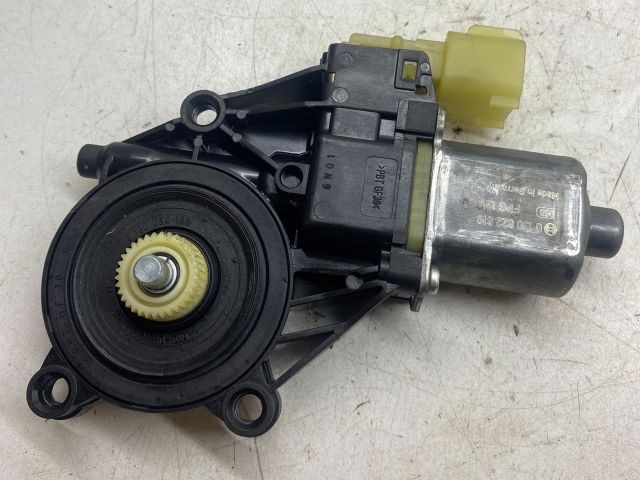 FORD FIESTA VII Jobb első Ablakemelő Motor 2. kép