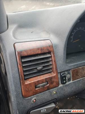 Mercedes Vito 638 cdi fa betét szett